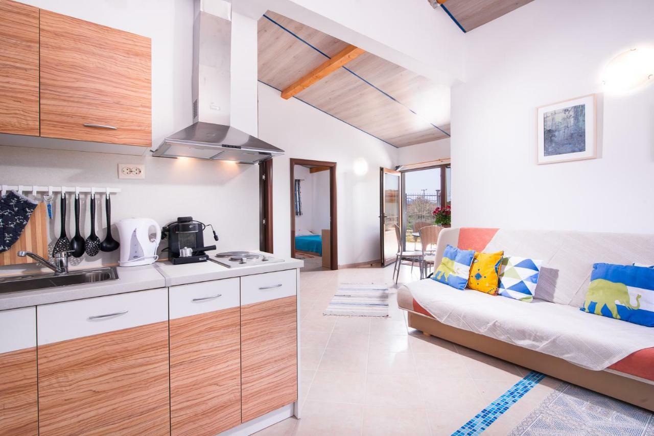Aparthotel Blue Breeze Órmos Prínou Zewnętrze zdjęcie