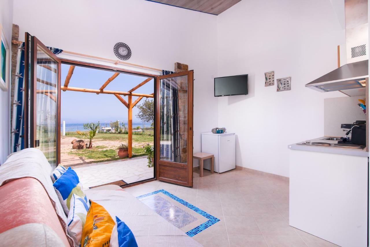 Aparthotel Blue Breeze Órmos Prínou Zewnętrze zdjęcie
