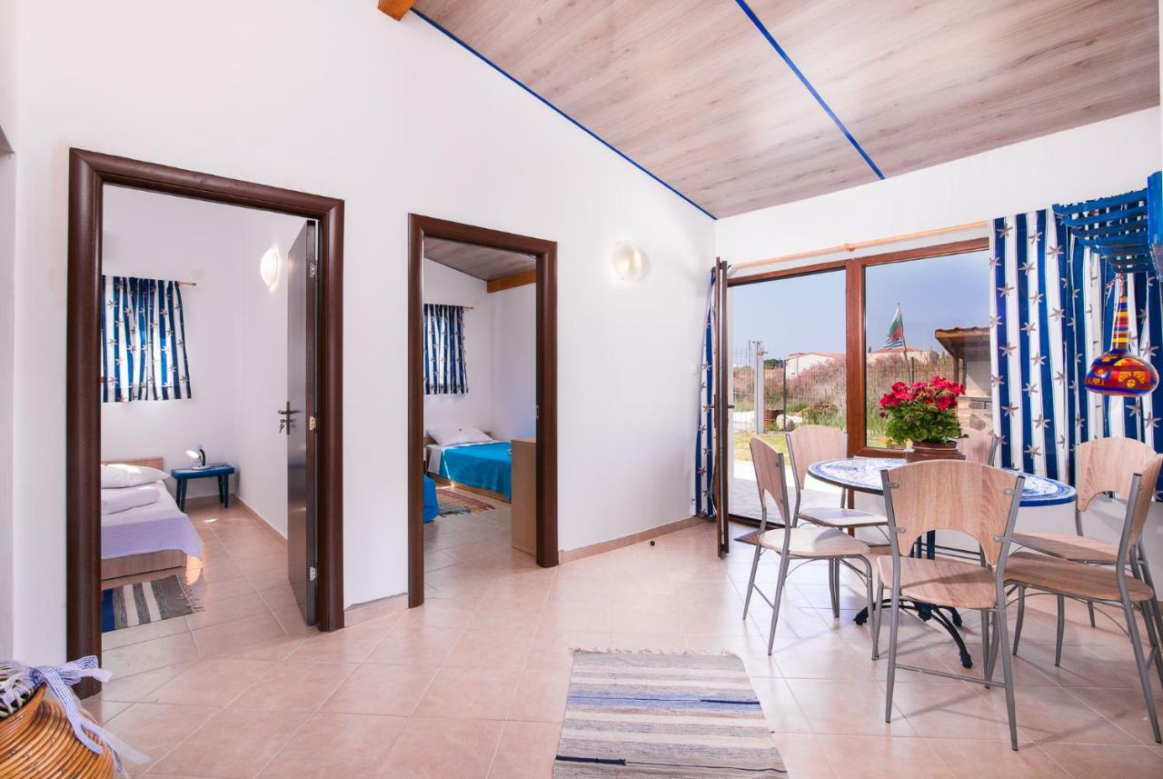 Aparthotel Blue Breeze Órmos Prínou Zewnętrze zdjęcie